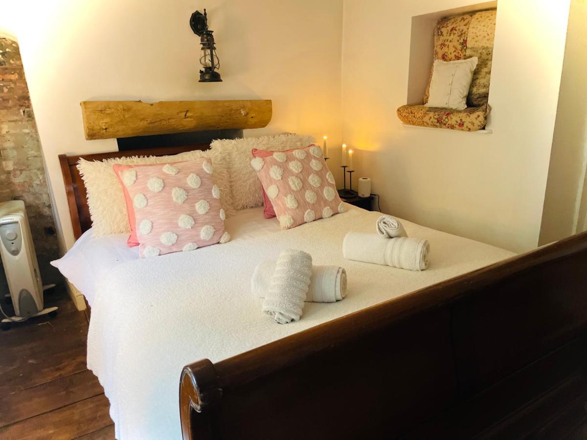 The Beehive, Ground Floor Apartment In Norfolk, No Shared Amenities سوق داونهام المظهر الخارجي الصورة