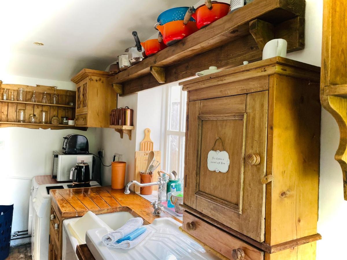 The Beehive, Ground Floor Apartment In Norfolk, No Shared Amenities سوق داونهام المظهر الخارجي الصورة