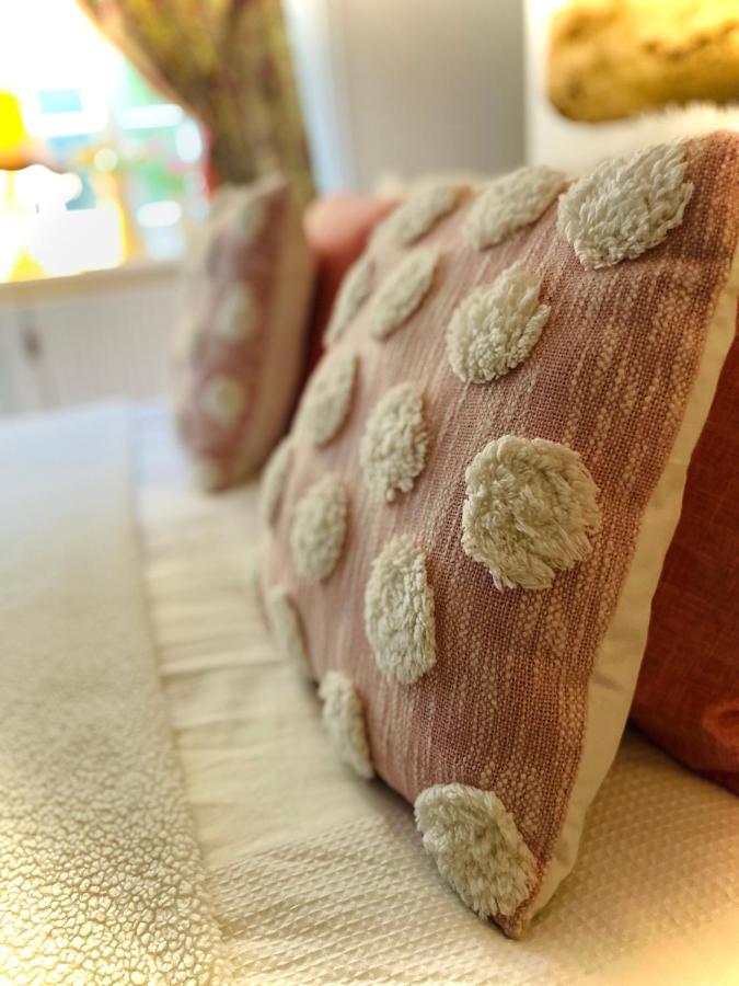 The Beehive, Ground Floor Apartment In Norfolk, No Shared Amenities سوق داونهام المظهر الخارجي الصورة