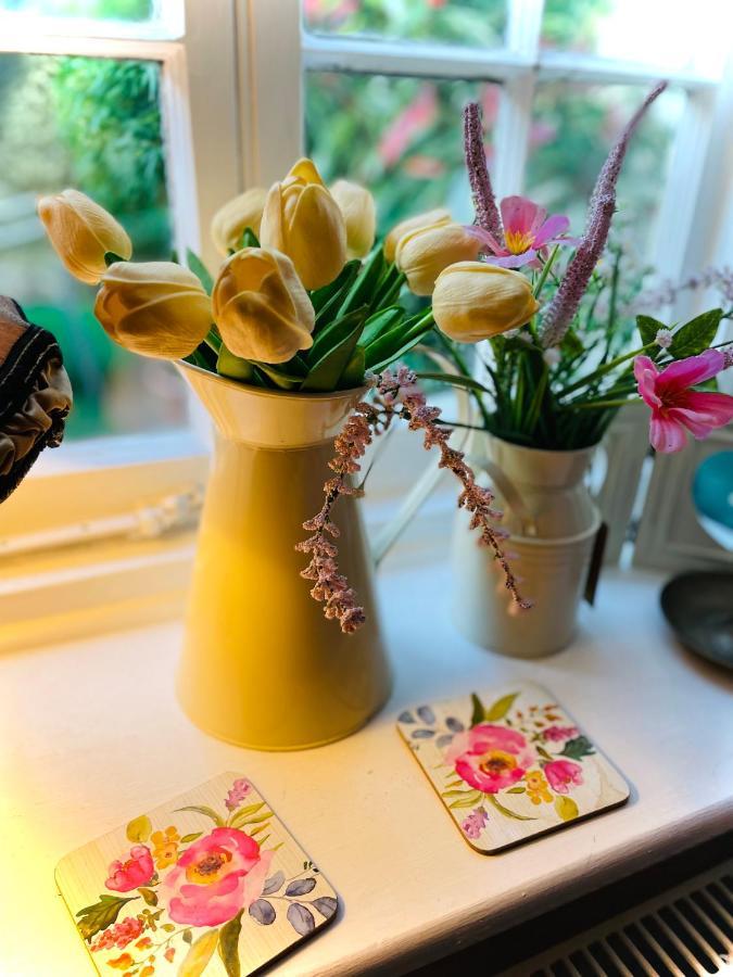 The Beehive, Ground Floor Apartment In Norfolk, No Shared Amenities سوق داونهام المظهر الخارجي الصورة