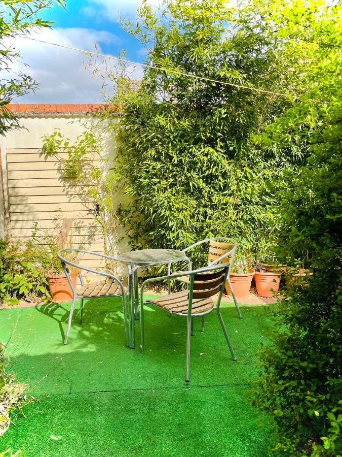 The Beehive, Ground Floor Apartment In Norfolk, No Shared Amenities سوق داونهام المظهر الخارجي الصورة